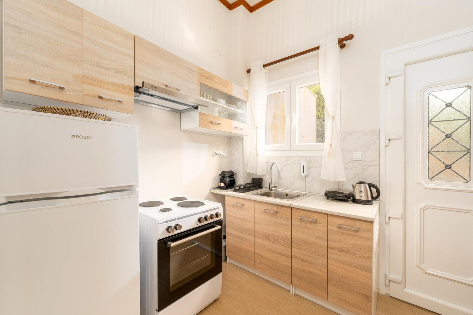 Dionysia Sea Side By Greece Apartment Selianitika Luaran gambar